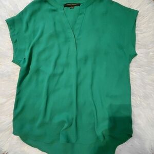 Green Short Sleeve Flowy Blouse